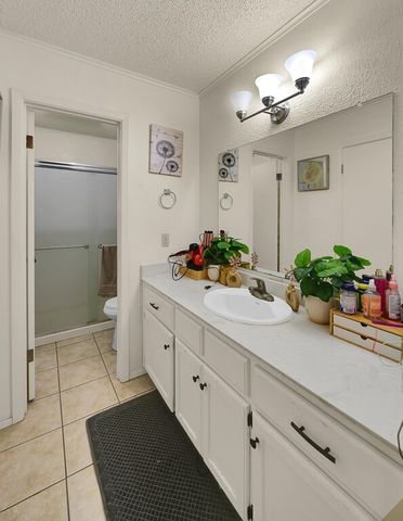 217 Kettler Drive, Robinson, TX 76706