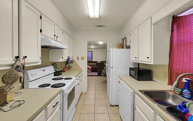 217 Kettler Drive, Robinson, TX 76706