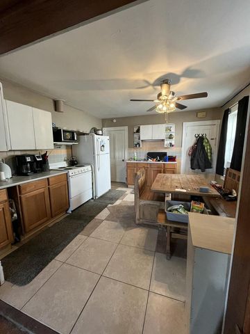 127 S Lake STREET, Hustisford, WI 53034