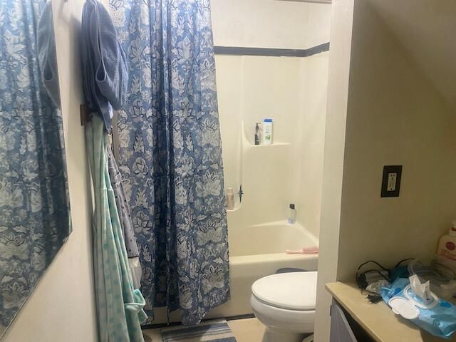 127 S Lake STREET, Hustisford, WI 53034