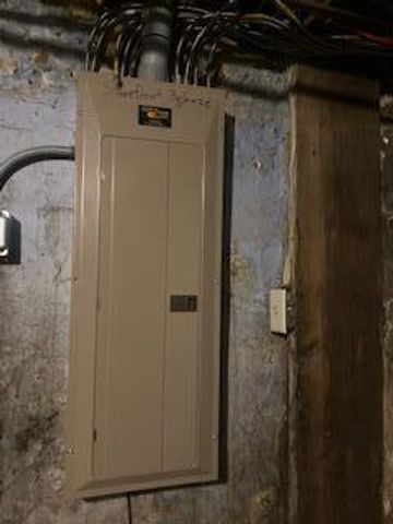 127 S Lake STREET, Hustisford, WI 53034