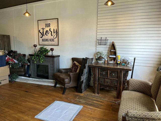 127 S Lake STREET, Hustisford, WI 53034