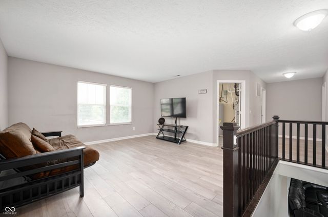 1312 Donald Pass, Greenwood, IN 46143