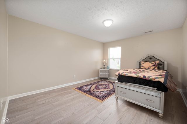 1312 Donald Pass, Greenwood, IN 46143