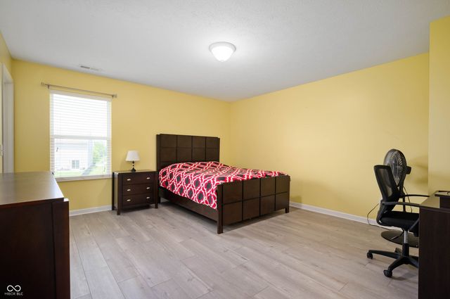 1312 Donald Pass, Greenwood, IN 46143