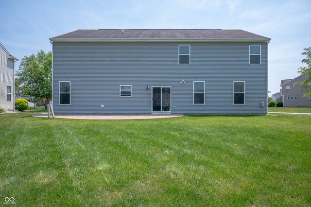 1312 Donald Pass, Greenwood, IN 46143