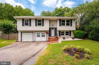 1710 FALLSWAY DR, Crofton, MD 21114