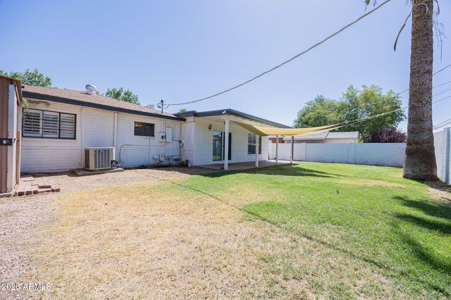 1838 E HAZELWOOD Street, Phoenix, AZ 85016