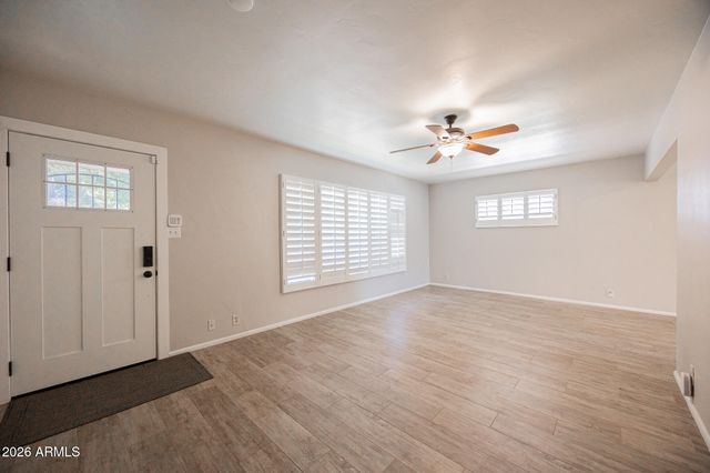 1838 E HAZELWOOD Street, Phoenix, AZ 85016