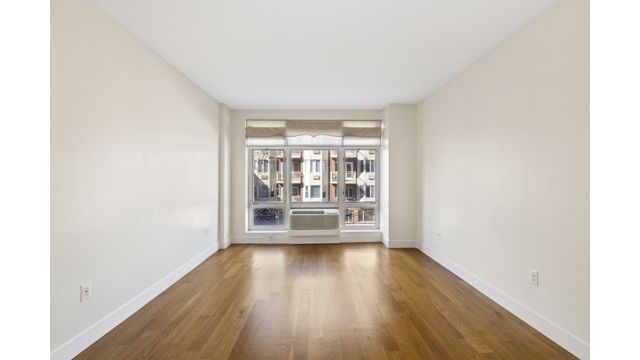 14021 32nd Ave Apt 2FN, New York City, NY 11354