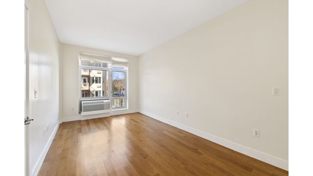 14021 32nd Ave Apt 2FN, New York City, NY 11354