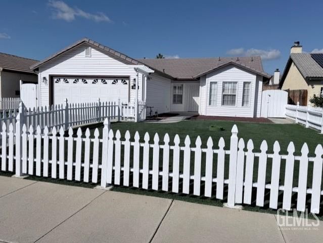 328 Deep Creek Drive, Bakersfield, CA 93308