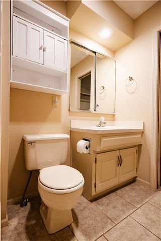 3902 Eastgate Drive, St Joseph, MO 64506