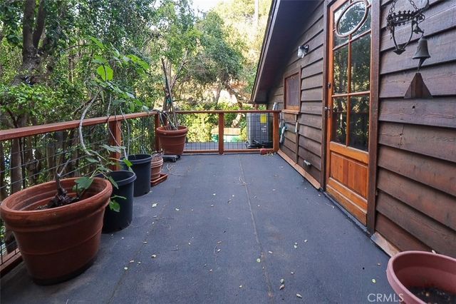 9860 Yoakum Drive, Beverly Hills, CA 90210