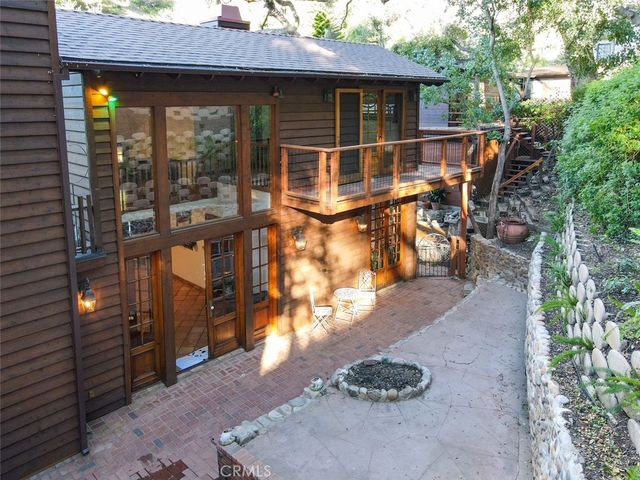 9860 Yoakum Drive, Beverly Hills, CA 90210