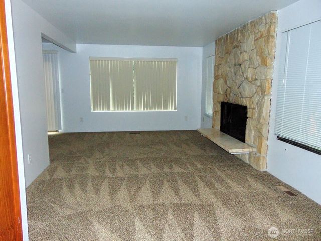 19021 46th Avenue S, Seatac, WA 98188