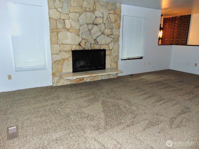 19021 46th Avenue S, Seatac, WA 98188