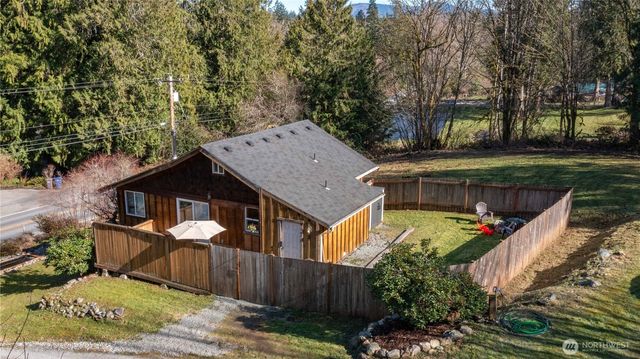 23104 State Route 9, Mount Vernon, WA 98274