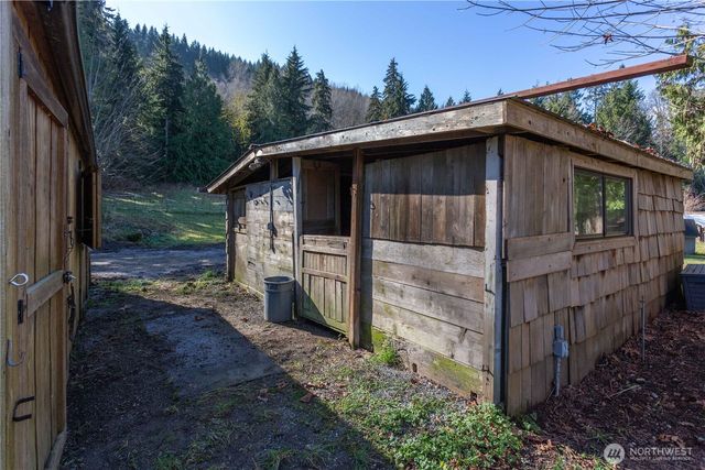 23104 State Route 9, Mount Vernon, WA 98274