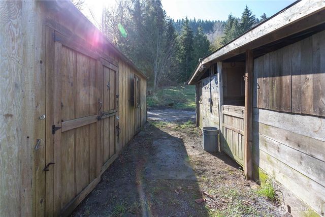 23104 State Route 9, Mount Vernon, WA 98274