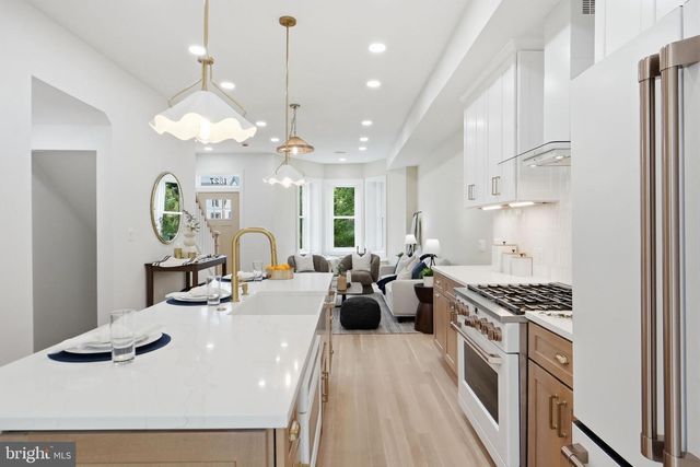 1827 VERMONT AVE NW, Washington, DC 20001