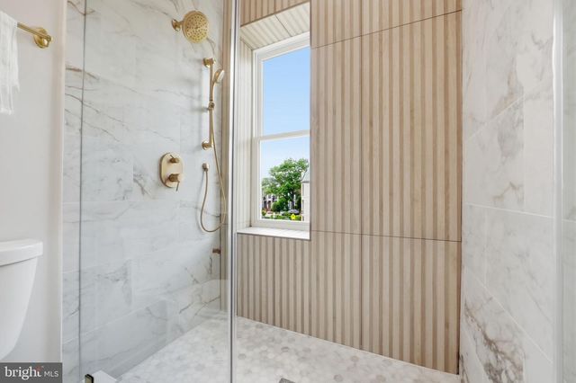1827 VERMONT AVE NW, Washington, DC 20001