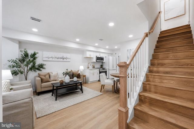 1827 VERMONT AVE NW, Washington, DC 20001