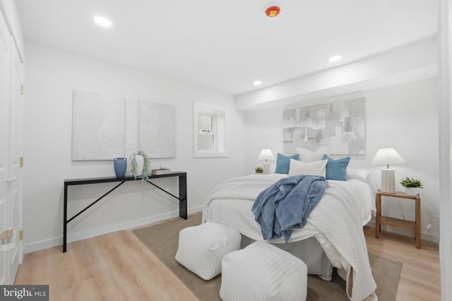 1827 VERMONT AVE NW, Washington, DC 20001
