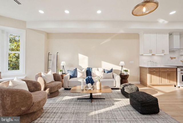 1827 VERMONT AVE NW, Washington, DC 20001