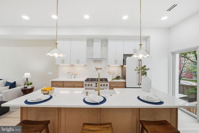 1827 VERMONT AVE NW, Washington, DC 20001