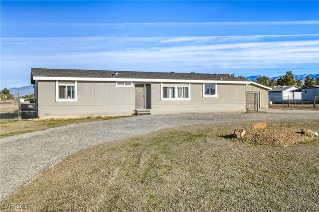 1700 East Heritage Drive, Pahrump, NV 89048