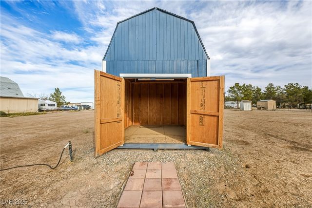 1700 East Heritage Drive, Pahrump, NV 89048