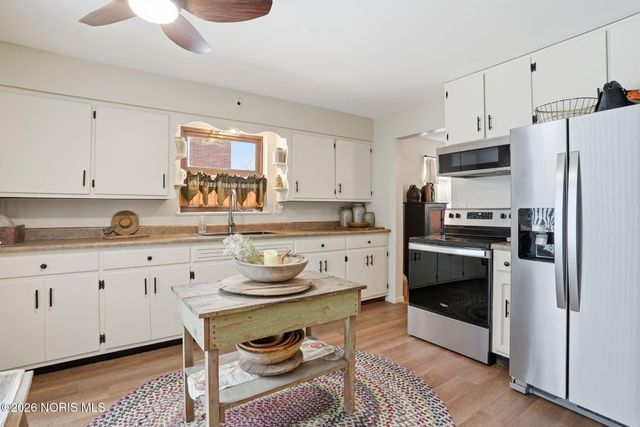 315 W Melrose Avenue, Findlay, OH 45840