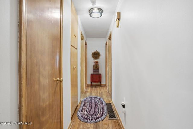 315 W Melrose Avenue, Findlay, OH 45840