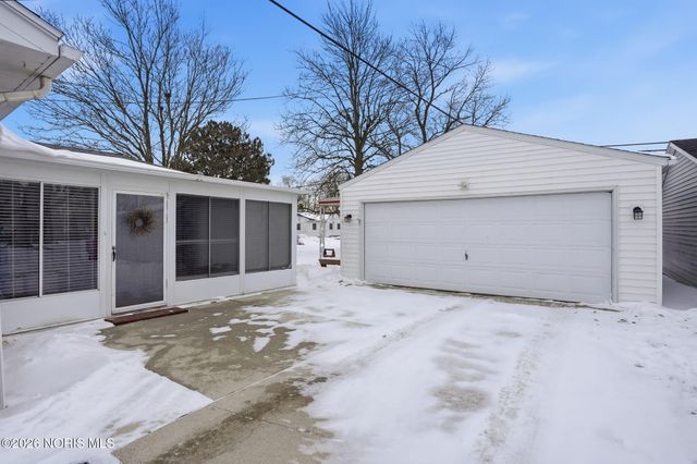 315 W Melrose Avenue, Findlay, OH 45840