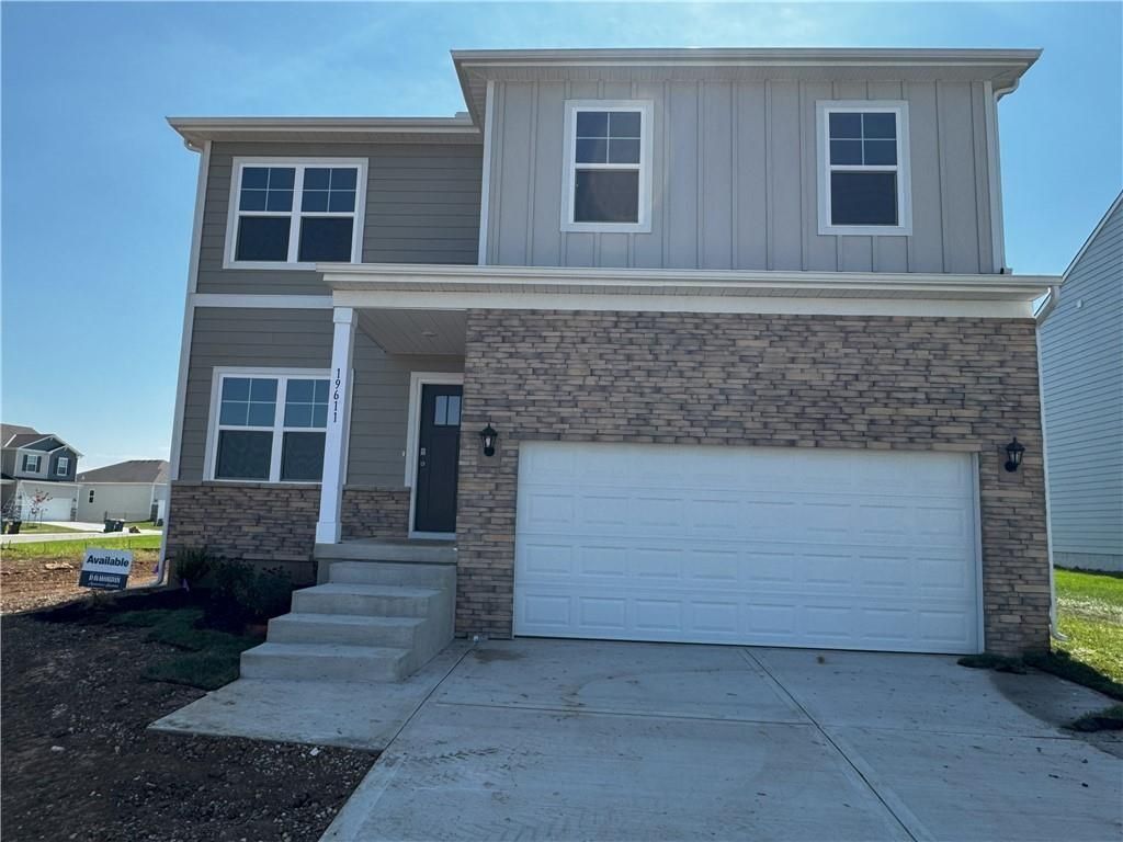 19611 W 201st Street, Spring Hill, KS 66083