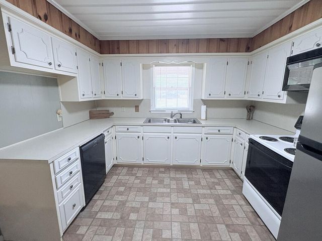 1604 46th Street, Phenix City, AL 36867