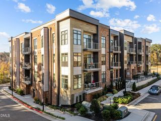 2441 Campus Shore Drive 109, Raleigh, NC 27606