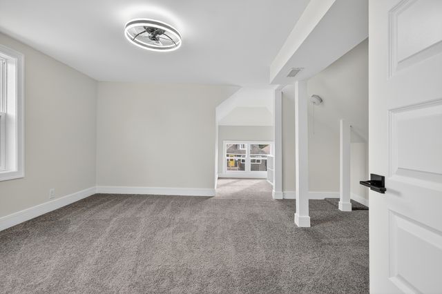 7642 S Merrill Avenue, Chicago, IL 60649