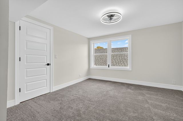 7642 S Merrill Avenue, Chicago, IL 60649