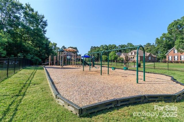 4012 Crismark Drive, Indian Trail, NC 28079