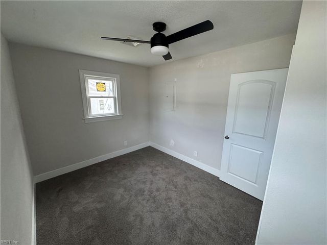 2211 Peach ST, Portsmouth, VA 23704