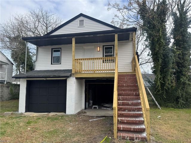 2211 Peach ST, Portsmouth, VA 23704