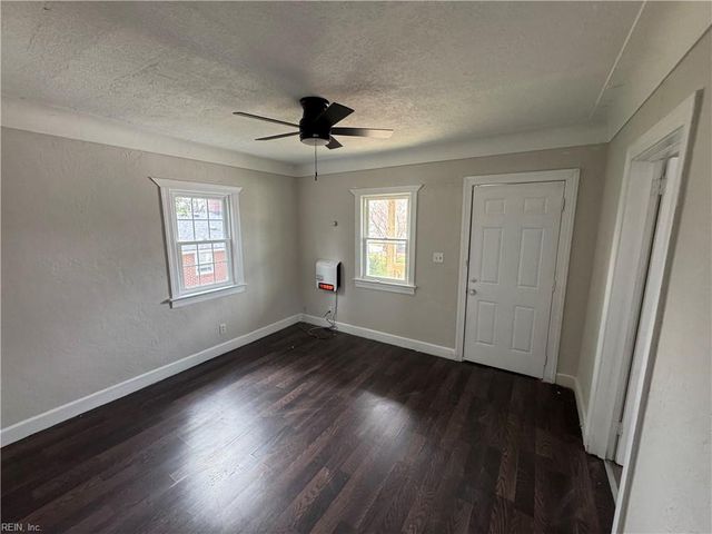 2211 Peach ST, Portsmouth, VA 23704