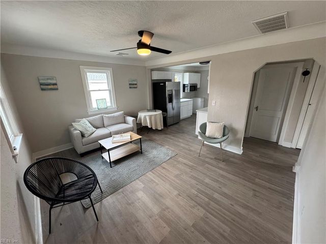 2211 Peach ST, Portsmouth, VA 23704