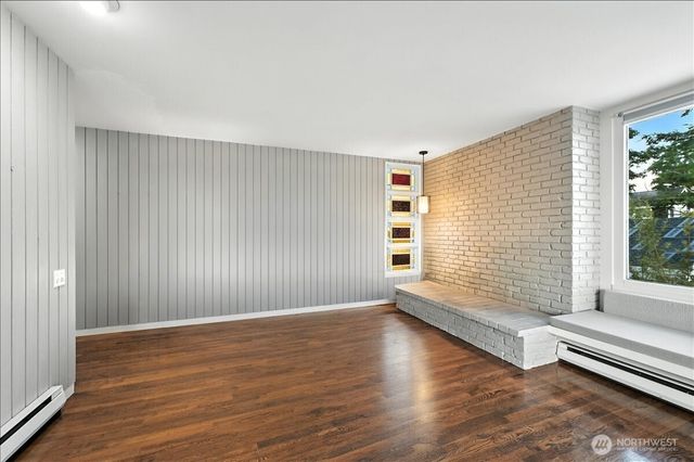 78 Point Fosdick Drive NW, Gig Harbor, WA 98335
