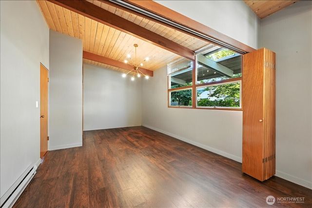 78 Point Fosdick Drive NW, Gig Harbor, WA 98335