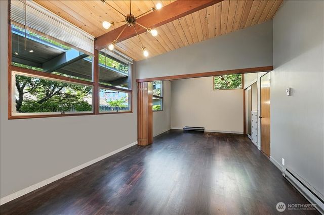 78 Point Fosdick Drive NW, Gig Harbor, WA 98335