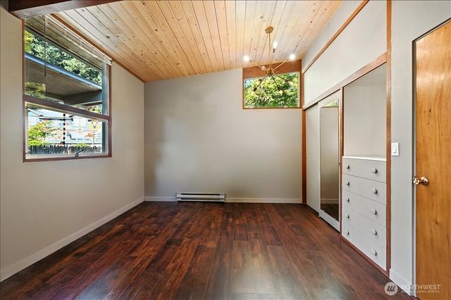 78 Point Fosdick Drive NW, Gig Harbor, WA 98335