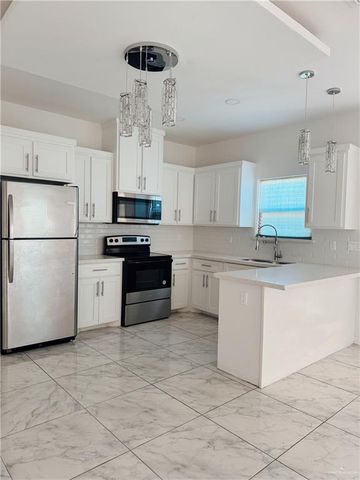 1405 S Yankton Street 4, Alton, TX 78573